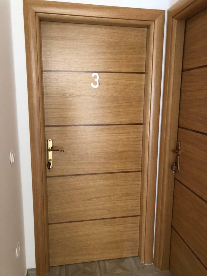 Apartment & Rooms Thomas 코레니카 외부 사진